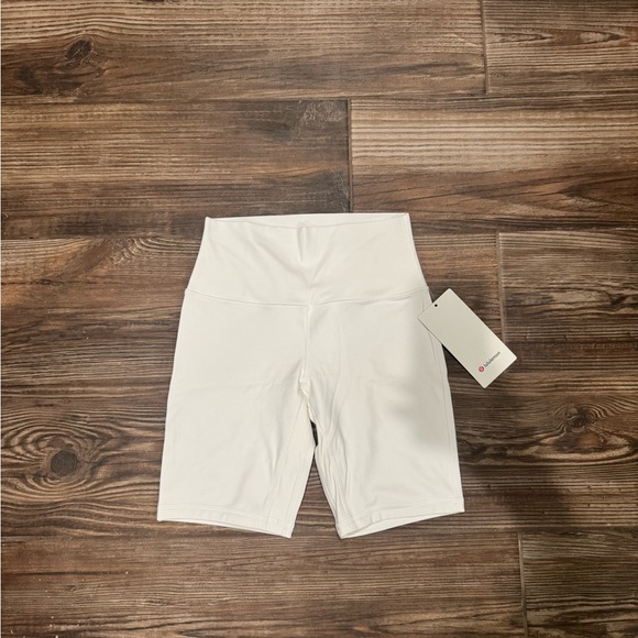 Lululemon Align Shorts white - Picture 4 of 7